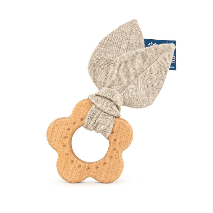 Bajo Flower Teether with hemp textile