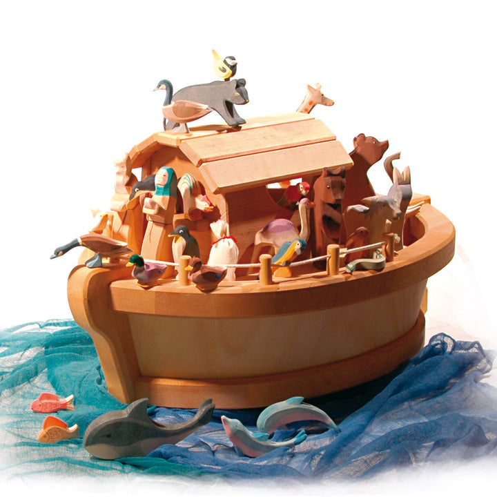 Ostheimer boat/ ark/ pirate ship