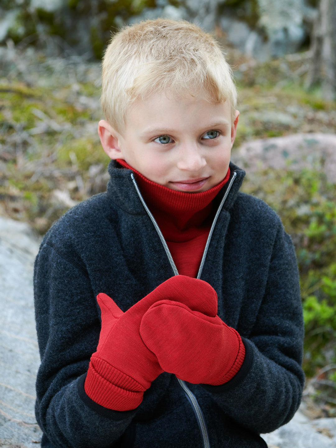 children's Ruskovilla wool mittens