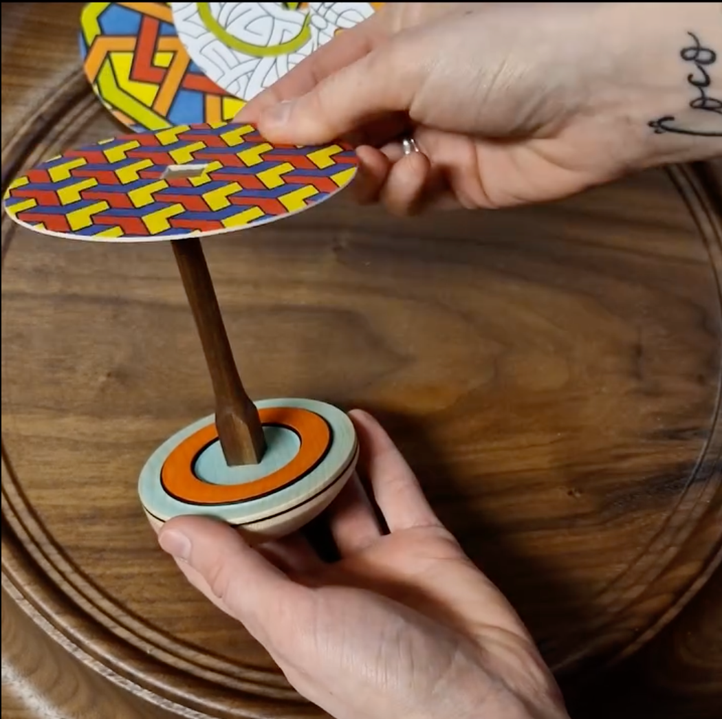 Mader Creative Spinning Top set