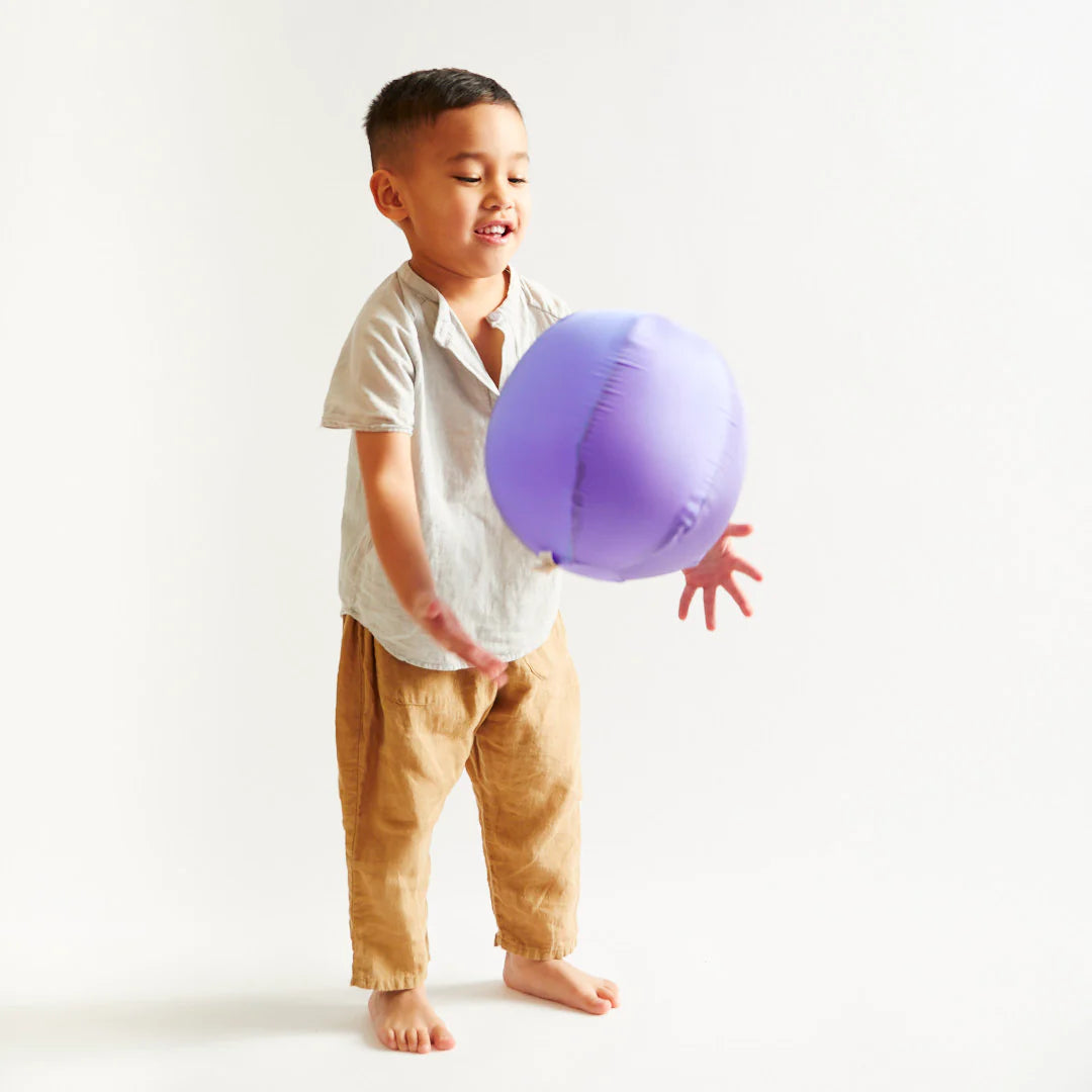 Sarah's Silks purple butterfly balloon ball