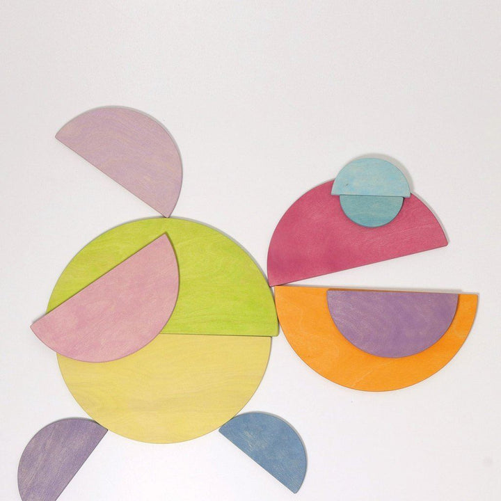 Grimm’s pastel semi-circles