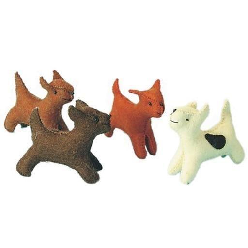 Glückskäfer wool felt dog, white