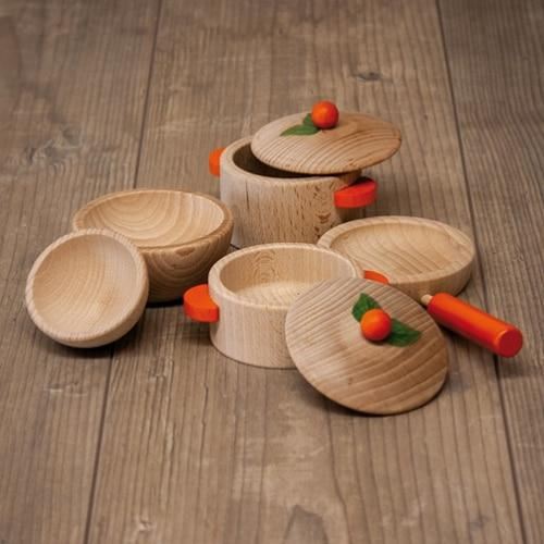 wooden play cooking set