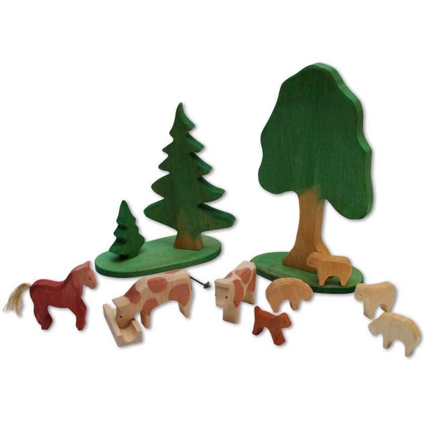 small wooden animals set