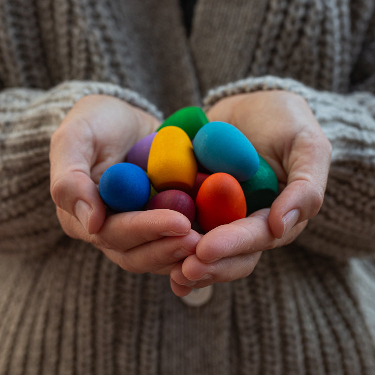 Art-21-223-Rainbow-eggs-IMG_9557-Joguines-Grapat.jpg