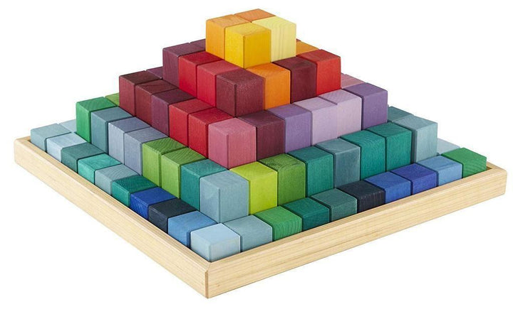 Grimm's large stepped pyramid, 4 cm thick blocks