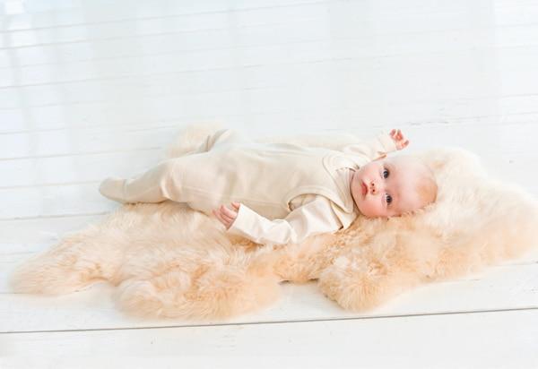 silkwool blend long-sleeved baby bodysuit